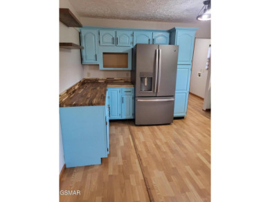 This home is immaculate! It can be used as a full time residence on Sevierville Golf Club in Tennessee - for sale on GolfHomes.com, golf home, golf lot