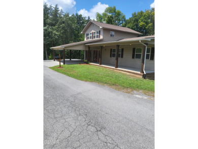 This home is immaculate! It can be used as a full time residence on Sevierville Golf Club in Tennessee - for sale on GolfHomes.com, golf home, golf lot