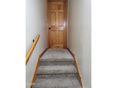 This home is immaculate! It can be used as a full time residence on Sevierville Golf Club in Tennessee - for sale on GolfHomes.com, golf home, golf lot