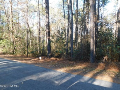 Beautiful Gated Golf community in the Sandhills area, this lot on Deercroft Golf and Country Club in North Carolina - for sale on GolfHomes.com, golf home, golf lot