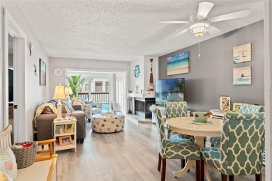 Under contract-accepting backup offers. Welcome to resort-style on Feather Sound Country Club in Florida - for sale on GolfHomes.com, golf home, golf lot