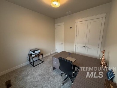 Beautiful North End home offering a peaceful retreat with modern on Quail Hollow Golf Club in Idaho - for sale on GolfHomes.com, golf home, golf lot