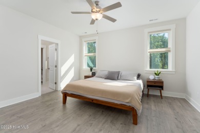 This is the one you've been waiting for! Discover a rare gem in on Topsail Green Golf Club in North Carolina - for sale on GolfHomes.com, golf home, golf lot