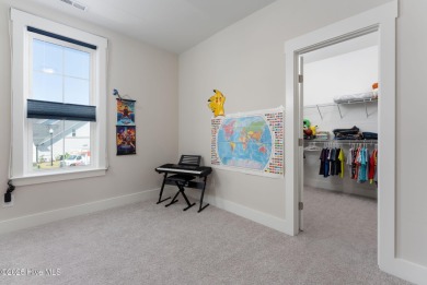This is the one you've been waiting for! Discover a rare gem in on Topsail Green Golf Club in North Carolina - for sale on GolfHomes.com, golf home, golf lot