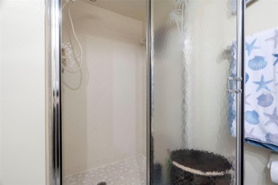 Welcome to your dream 2 bedroom, 2 bath condo in the heart of on Tarpon Springs Golf Course in Florida - for sale on GolfHomes.com, golf home, golf lot