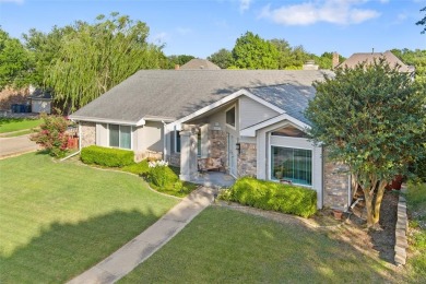 Looking for a peaceful retreat? Suburban tranquility with easy on Mesquite Municipal Golf Course in Texas - for sale on GolfHomes.com, golf home, golf lot
