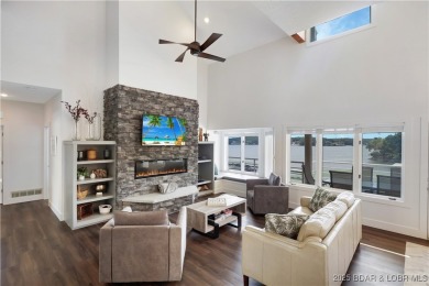 If you're looking for the perfect blend of lake life luxury and on Seasons Ridge At Four Seasons in Missouri - for sale on GolfHomes.com, golf home, golf lot