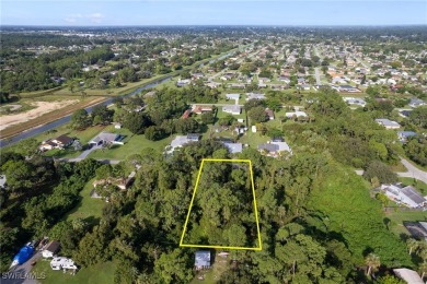 Welcome to this ideal vacant lot located in the heart of one of on Lehigh Resort Club in Florida - for sale on GolfHomes.com, golf home, golf lot