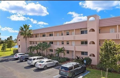 Looking for a TURNKEY, UPDATED, immaculate condition condo in a on Quail Run Golf Club In Naples in Florida - for sale on GolfHomes.com, golf home, golf lot