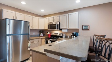 PRIDE OF OWNERSHIP is apparent upon entering this 2-bedroom 2 on Lake Valley Country Club in Missouri - for sale on GolfHomes.com, golf home, golf lot
