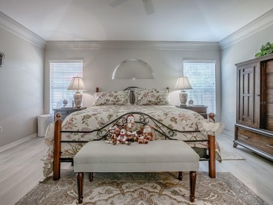 Villas like this rarely come available--especially a beautifully on El Diablo Executive Golf Course in Florida - for sale on GolfHomes.com, golf home, golf lot