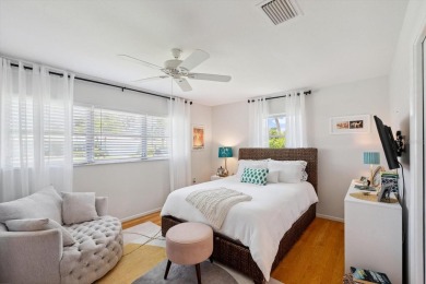 The one you've been waiting for in Gulf Gate Woods! Come check on Gulf Gate Golf Club in Florida - for sale on GolfHomes.com, golf home, golf lot