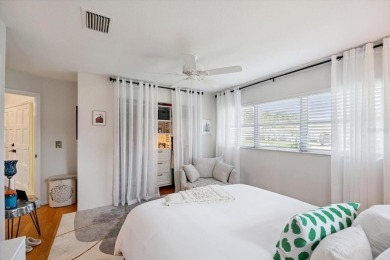 The one you've been waiting for in Gulf Gate Woods! Come check on Gulf Gate Golf Club in Florida - for sale on GolfHomes.com, golf home, golf lot