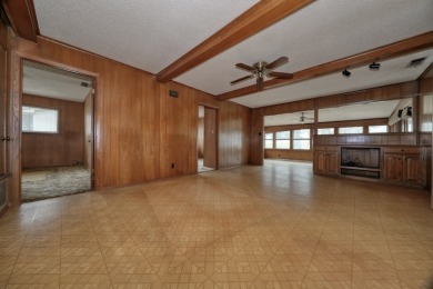 Exceptional opportunity to acquire a handyman special property! S on Hide-A-Way Lake Golf Course in Texas - for sale on GolfHomes.com, golf home, golf lot