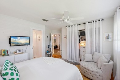 The one you've been waiting for in Gulf Gate Woods! Come check on Gulf Gate Golf Club in Florida - for sale on GolfHomes.com, golf home, golf lot