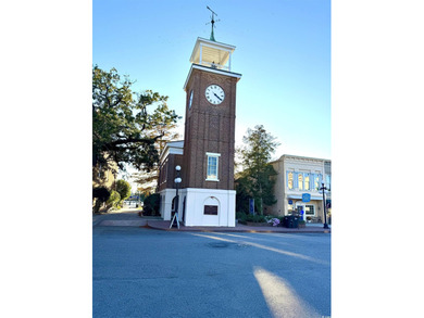 Looking for a gorgeous family home in a highly desirable on Wedgefield Plantation Golf Club in South Carolina - for sale on GolfHomes.com, golf home, golf lot