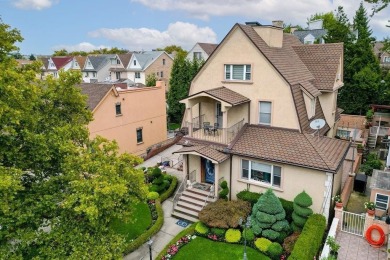 Detached 2 family brick house, Lot 60X10 in Dyker Heights. The on Dyker Beach Golf Course in New York - for sale on GolfHomes.com, golf home, golf lot