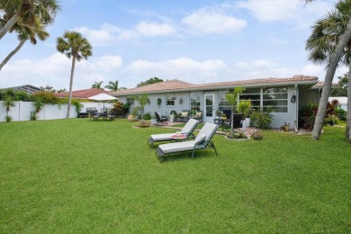 The one you've been waiting for in Gulf Gate Woods! Come check on Gulf Gate Golf Club in Florida - for sale on GolfHomes.com, golf home, golf lot