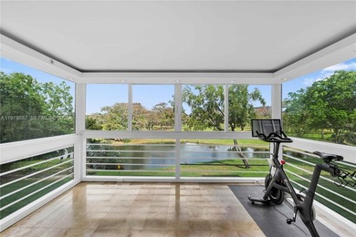 Welcome to this beautiful, bright and airy fully updated on  in Florida - for sale on GolfHomes.com, golf home, golf lot