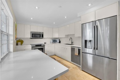 Welcome to this beautiful, bright and airy fully updated on  in Florida - for sale on GolfHomes.com, golf home, golf lot