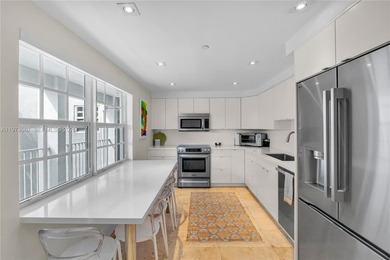 Welcome to this beautiful, bright and airy fully updated on  in Florida - for sale on GolfHomes.com, golf home, golf lot