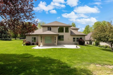 Nestled in the heart of Eagle within the Brookwood community on Eagle Hills Golf Course in Idaho - for sale on GolfHomes.com, golf home, golf lot
