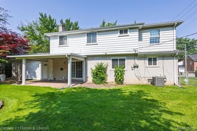 **WOW**2100+ SQ FT ABSOLUTELY BEAUTIFUL 4 BEDROOM, 2 AND A HALF on Lochmoor Club in Michigan - for sale on GolfHomes.com, golf home, golf lot