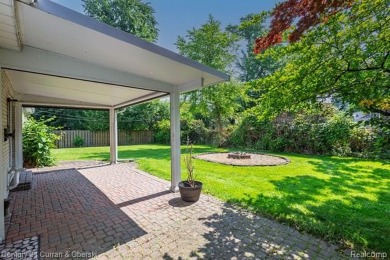 **WOW**2100+ SQ FT ABSOLUTELY BEAUTIFUL 4 BEDROOM, 2 AND A HALF on Lochmoor Club in Michigan - for sale on GolfHomes.com, golf home, golf lot