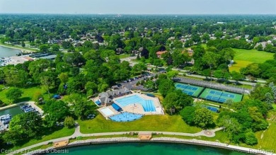 **WOW**2100+ SQ FT ABSOLUTELY BEAUTIFUL 4 BEDROOM, 2 AND A HALF on Lochmoor Club in Michigan - for sale on GolfHomes.com, golf home, golf lot