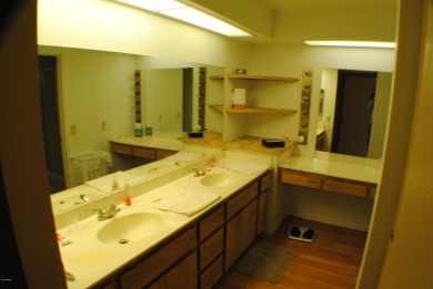 40+ Age Restricted community, Partially furnished 2/2 1833 Sq on Cottonwood Country Club in Arizona - for sale on GolfHomes.com, golf home, golf lot