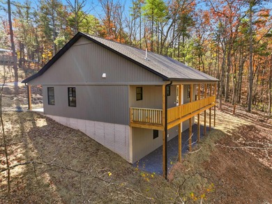 Move-In Ready at Bryce Resort! Nestled on 0.6 wooded acres, 125 on Bryce Resort Golf Course in Virginia - for sale on GolfHomes.com, golf home, golf lot