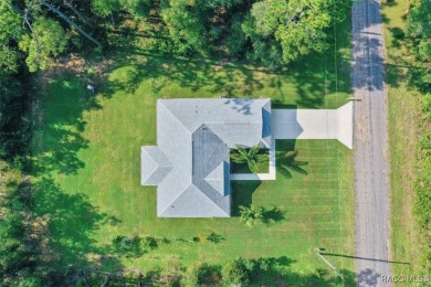 Welcome to this beautiful 3 bedroom, 2 bathroom home with a on Citrus Springs Country Club in Florida - for sale on GolfHomes.com, golf home, golf lot