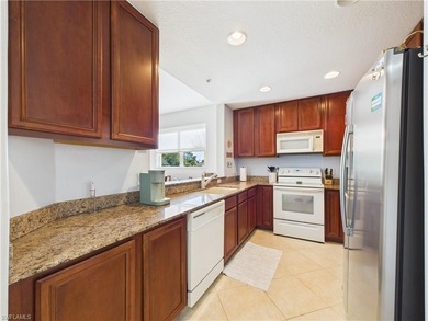 LOCATED JUST 5 MILES FROM DOWNTOWN NAPLES FL & 5TH AVE + on Glen Eagle Golf and Country Club in Florida - for sale on GolfHomes.com, golf home, golf lot