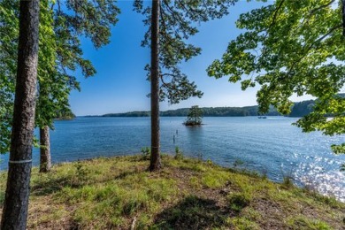 Beautiful lakefront lot located in prestigious and historic Fort on The Reserve At Lake Keowee in South Carolina - for sale on GolfHomes.com, golf home, golf lot