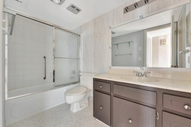 Enjoy peaceful living in this charming 2-bedroom, 2-bathroom on Inverrary Country Club in Florida - for sale on GolfHomes.com, golf home, golf lot