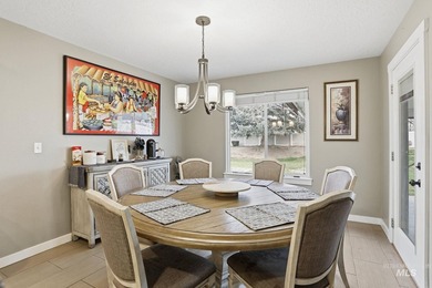 Very well maintained 2 level home in a private gated community on Ridgecrest Golf Course in Idaho - for sale on GolfHomes.com, golf home, golf lot