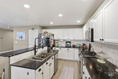 Very well maintained 2 level home in a private gated community on Ridgecrest Golf Course in Idaho - for sale on GolfHomes.com, golf home, golf lot