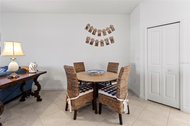 Convenient Lakewood Ranch location with fabulous amenities! This on Lakewood National Golf Club in Florida - for sale on GolfHomes.com, golf home, golf lot