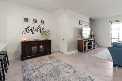 Convenient Lakewood Ranch location with fabulous amenities! This on Lakewood National Golf Club in Florida - for sale on GolfHomes.com, golf home, golf lot