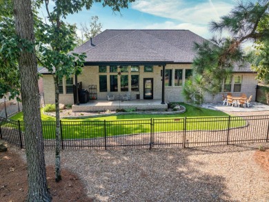 AGENTS SEE REMARKS! Does not look lived in on a level lot from on Granada Golf Course in Arkansas - for sale on GolfHomes.com, golf home, golf lot