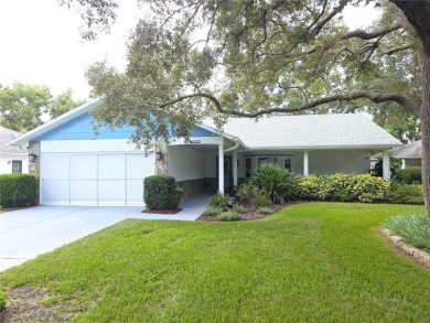 Timber Pines 2 Bedroom Home 2 Full Bathrooms And A Screened 2 on Timber Pines Golf Course in Florida - for sale on GolfHomes.com, golf home, golf lot