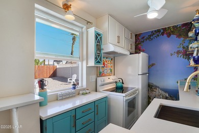 Tremendous opportunity in a terrific neighborhood! This unique on London Bridge Golf Course in Arizona - for sale on GolfHomes.com, golf home, golf lot