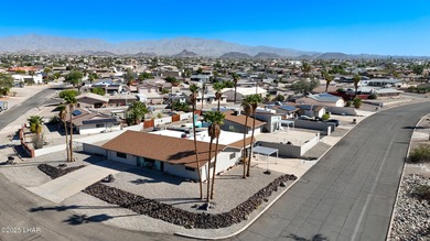 Tremendous opportunity in a terrific neighborhood! This unique on London Bridge Golf Course in Arizona - for sale on GolfHomes.com, golf home, golf lot