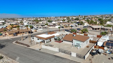 Tremendous opportunity in a terrific neighborhood! This unique on London Bridge Golf Course in Arizona - for sale on GolfHomes.com, golf home, golf lot