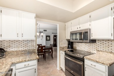 Well maintained 1402 square foot home, 2 bedroom & 2 bath home on Westbrook Village Golf Club in Arizona - for sale on GolfHomes.com, golf home, golf lot