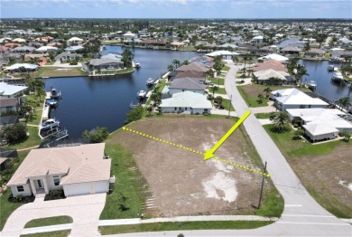 ***PRICE IMPROVEMENT**WELCOME HOME TO PUNTA GORDA! Build the on Saint Andrews South Golf Club in Florida - for sale on GolfHomes.com, golf home, golf lot