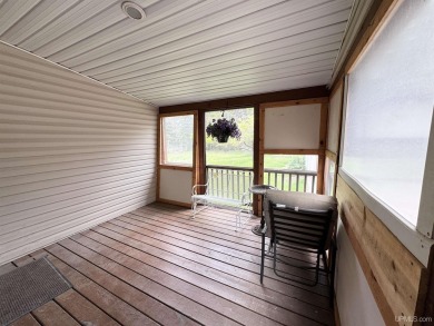 Welcome to this well-maintained 3-bedroom, 2-bath manufactured on Crystal View Municipal Golf Course in Michigan - for sale on GolfHomes.com, golf home, golf lot
