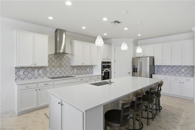 Beautifully updated with a fresh new look and feel, this chic on The Plantation Golf and Country Club in Florida - for sale on GolfHomes.com, golf home, golf lot