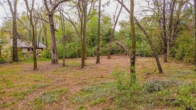 Beautiful lot located just off the golf course in the highly on Hide-A-Way Lake Golf Course in Texas - for sale on GolfHomes.com, golf home, golf lot