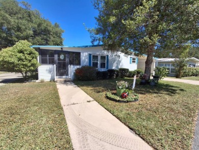 Peaceful 2BR/2BA Home | 1,144 Sq. Ft. | Backs to Ocala Forest - on Rolling Greens Executive Golf Community in Florida - for sale on GolfHomes.com, golf home, golf lot